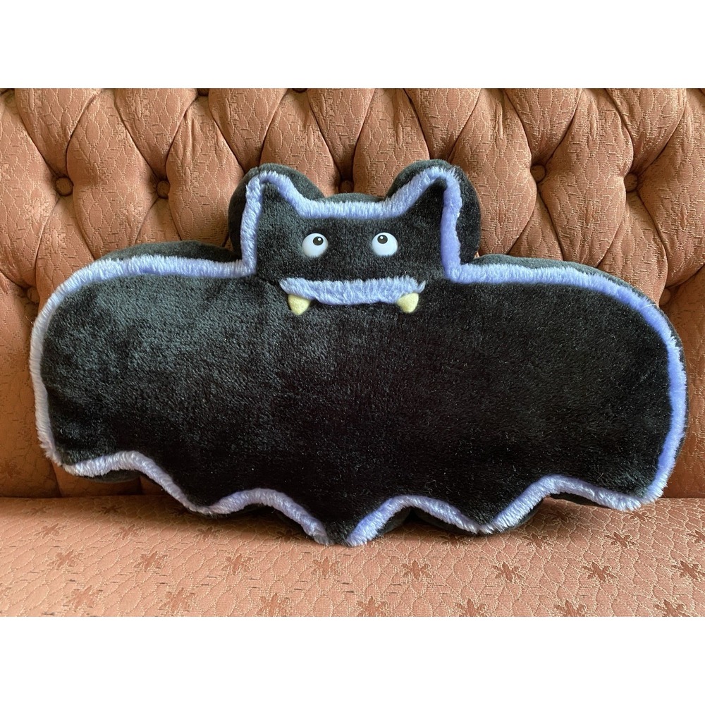 Town & Country Bat Plush Pillow Gothic Vamp Toy Stuffed Animal Halloween s72